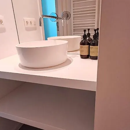Living Apartment *